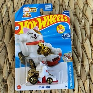 Feline Lucky Toy Cat Car Maneki-Neko on Hot Wheels Mattel Diecast Hotwheels 🆕